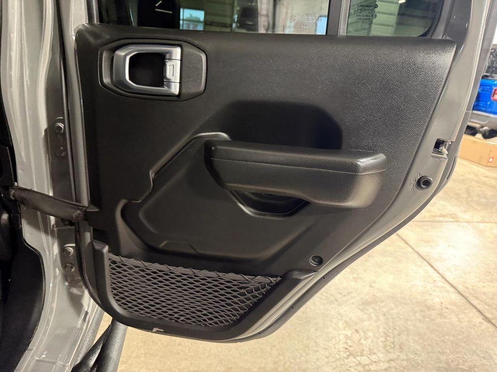 used 2022 Jeep Gladiator car, priced at $32,393