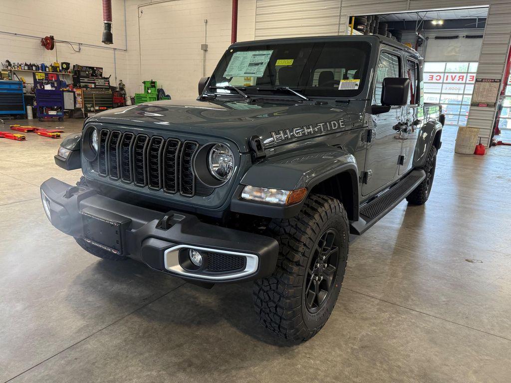 used 2025 Jeep Gladiator car, priced at $43,513