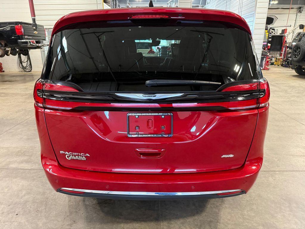 used 2024 Chrysler Pacifica car, priced at $31,953
