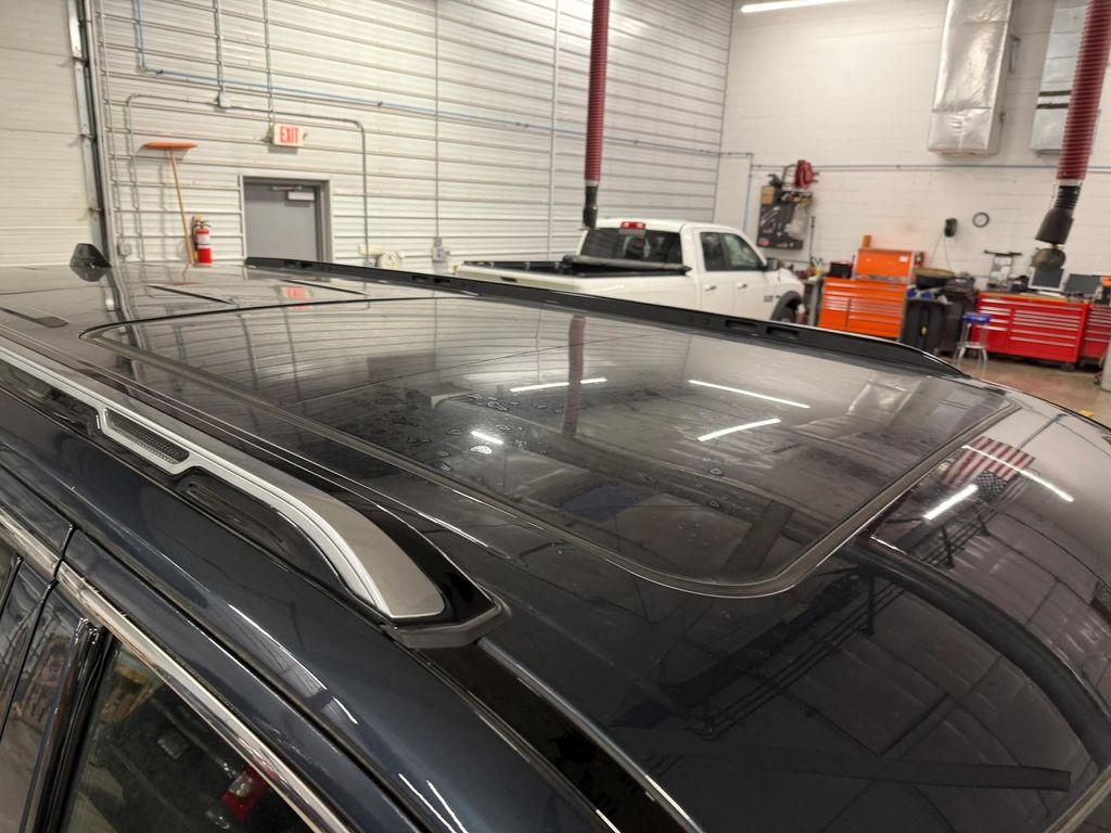 used 2024 Jeep Wagoneer car, priced at $55,564