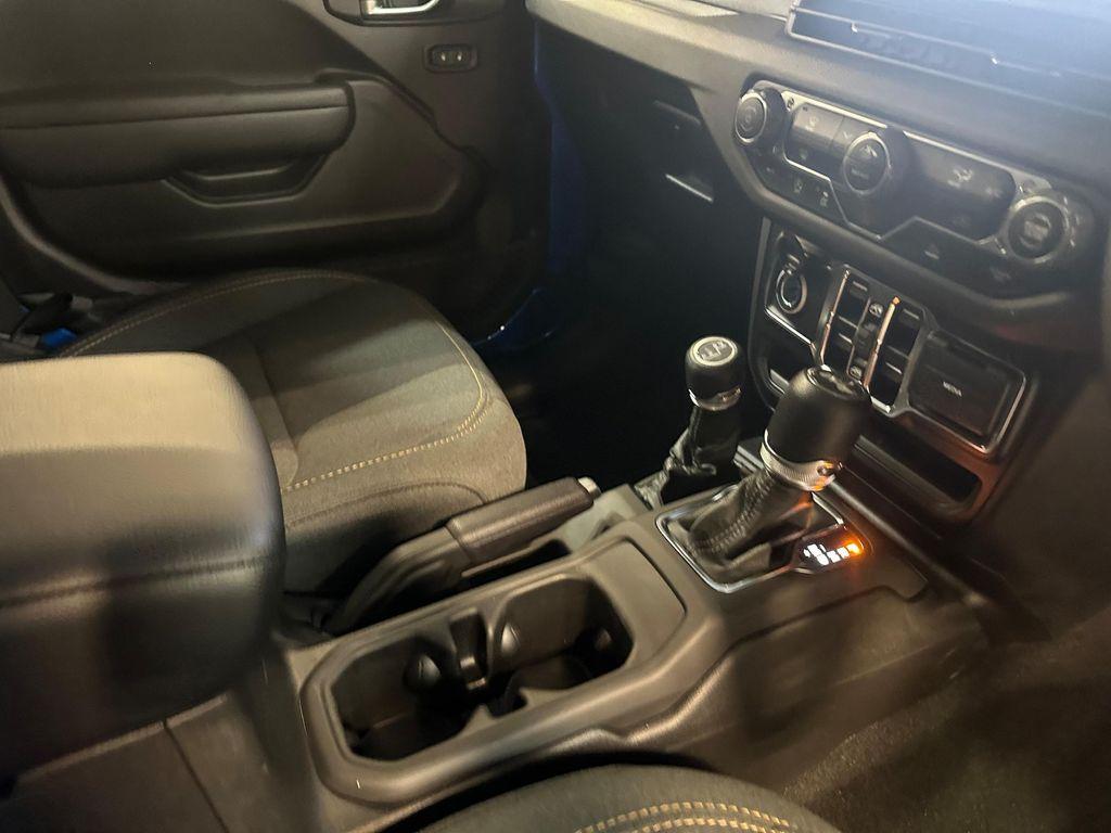 new 2026 Jeep Wrangler car, priced at $53,605