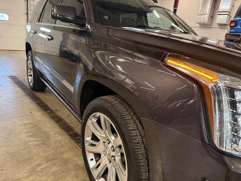 used 2015 Cadillac Escalade car, priced at $22,744
