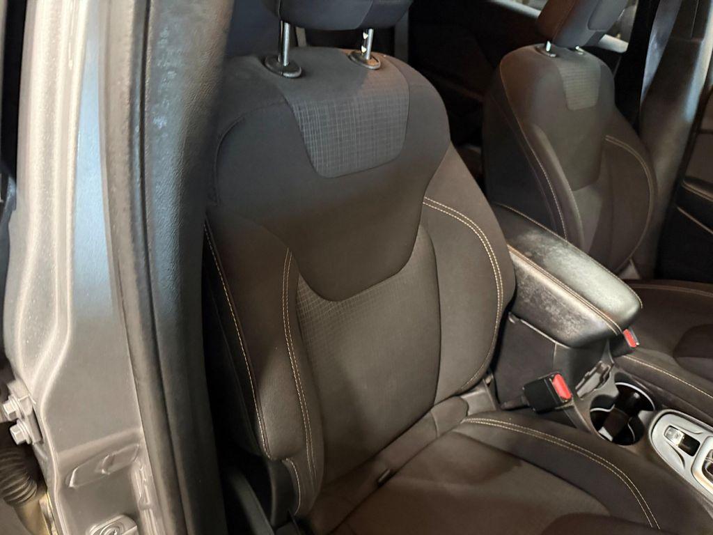 used 2016 Jeep Cherokee car, priced at $12,256