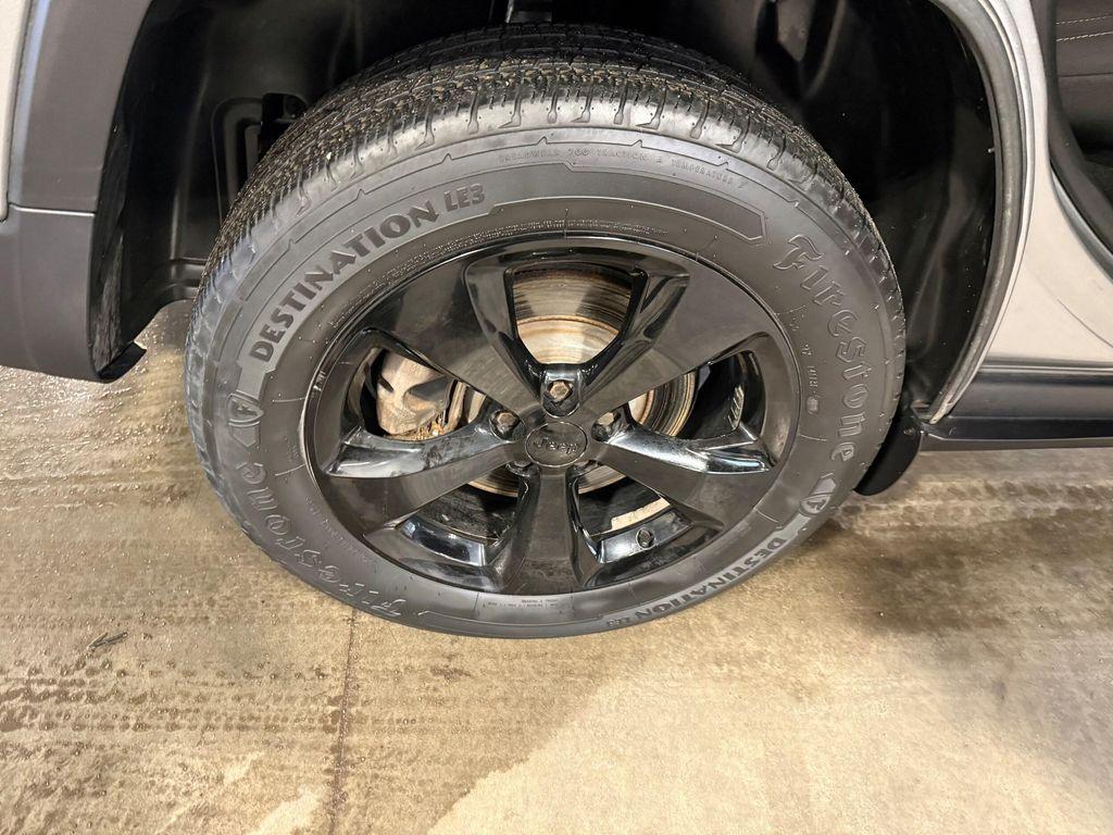 used 2016 Jeep Cherokee car, priced at $12,256