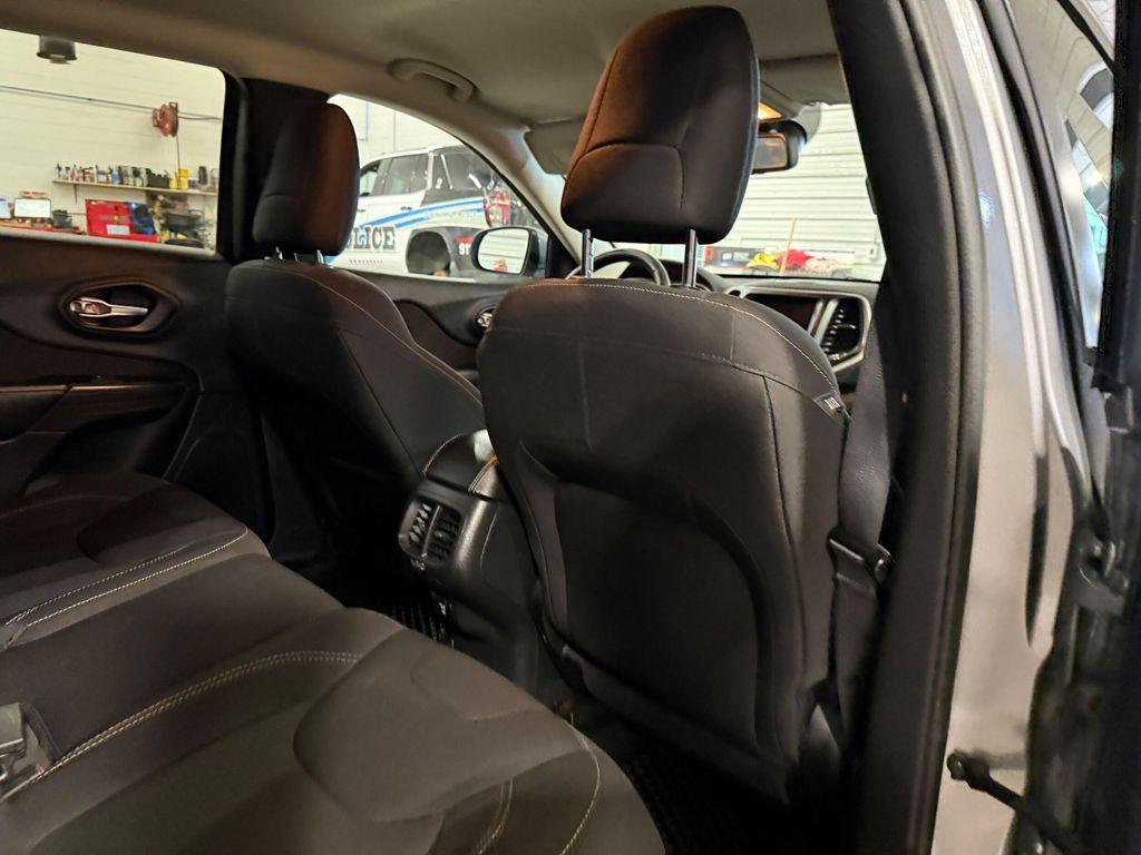 used 2016 Jeep Cherokee car, priced at $12,256