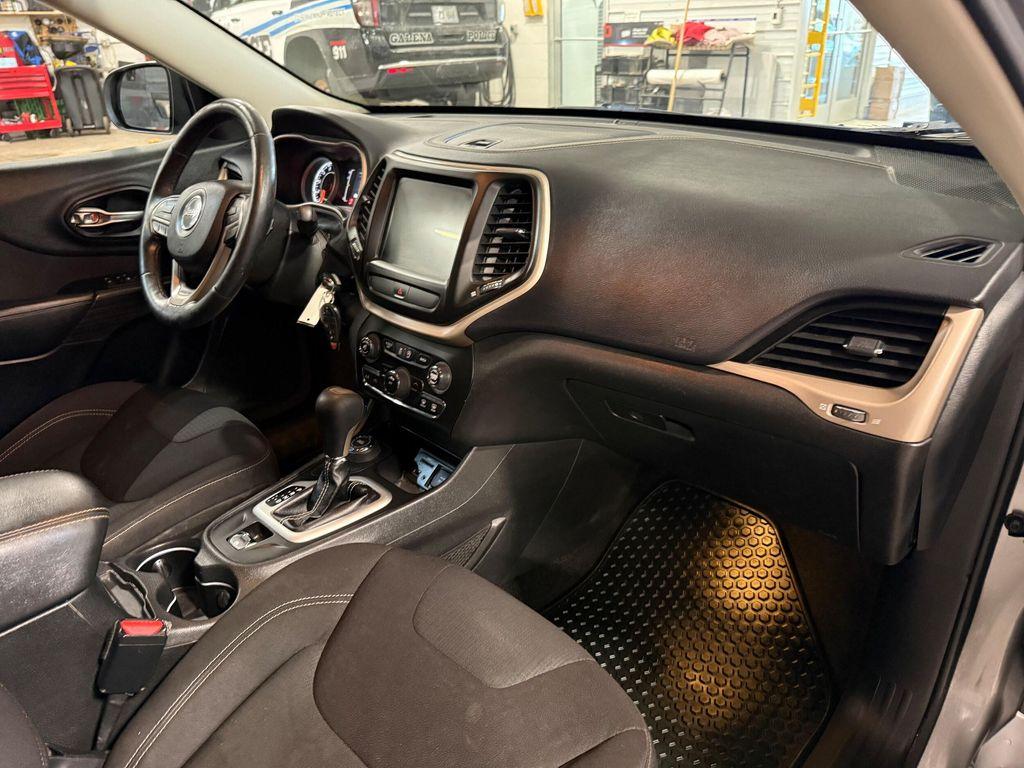 used 2016 Jeep Cherokee car, priced at $12,256