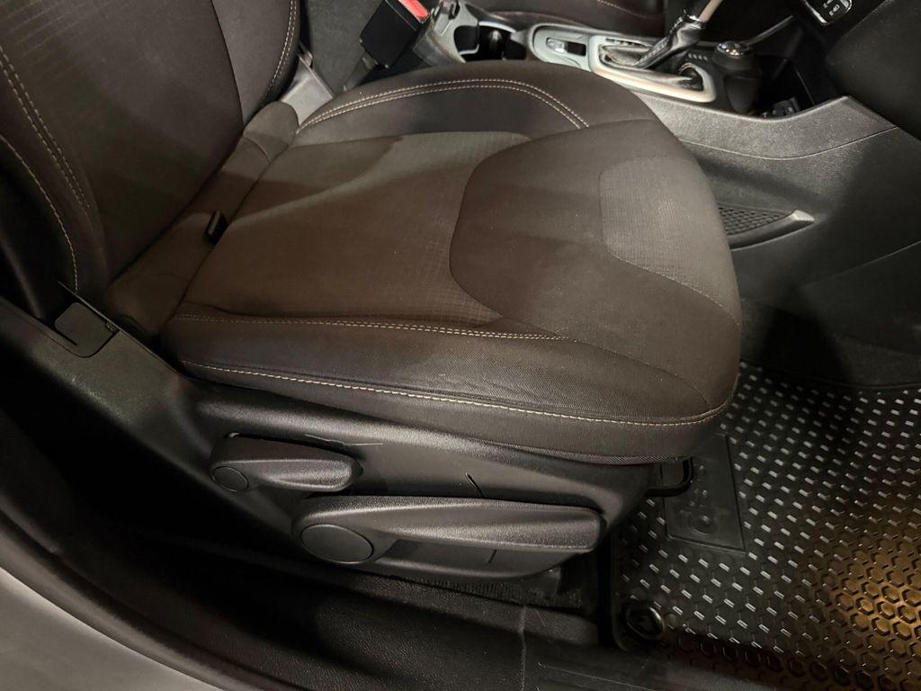 used 2016 Jeep Cherokee car, priced at $12,256