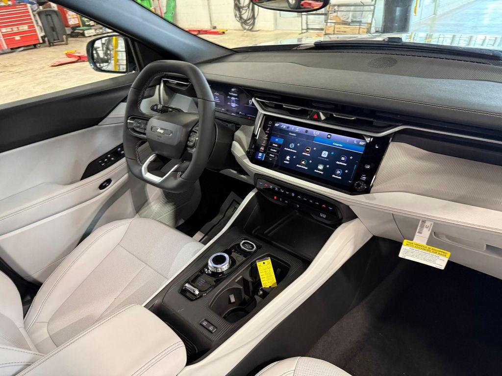 new 2026 Jeep Cherokee car, priced at $40,500
