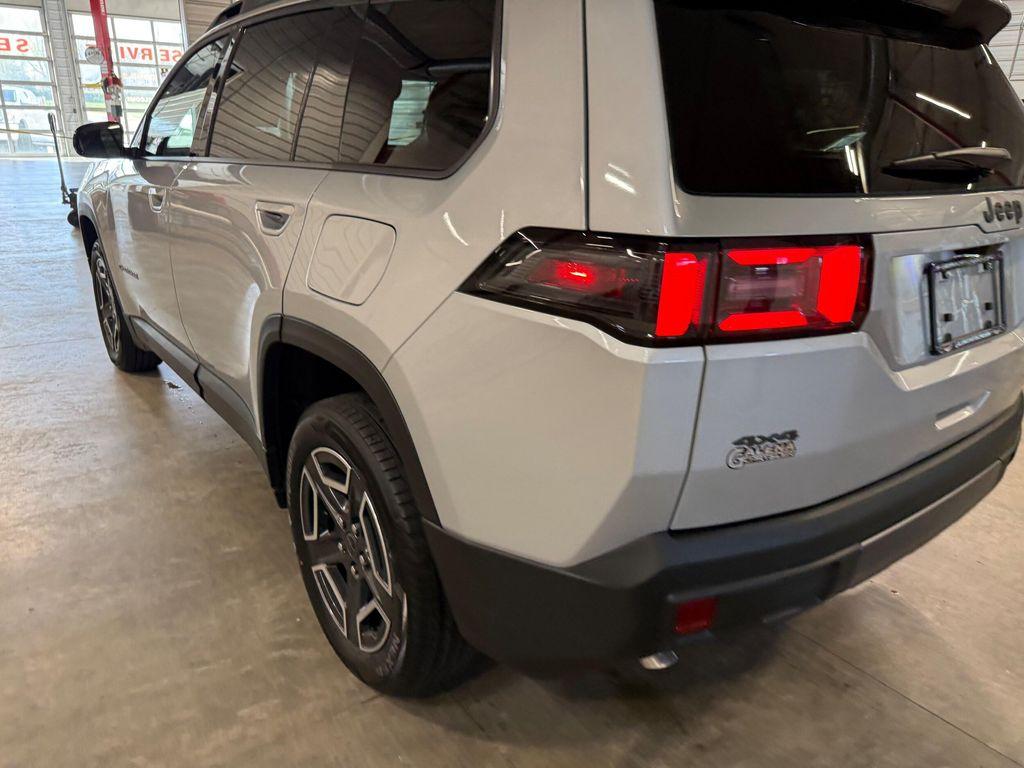 new 2026 Jeep Cherokee car, priced at $40,500