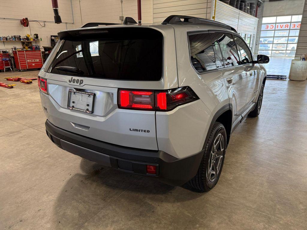 new 2026 Jeep Cherokee car, priced at $40,500