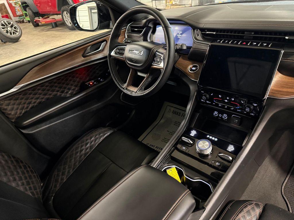 used 2025 Jeep Grand Cherokee L car, priced at $49,143