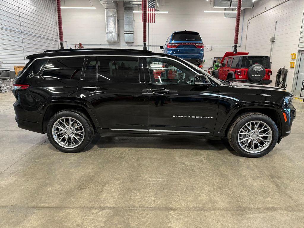 used 2025 Jeep Grand Cherokee L car, priced at $49,143