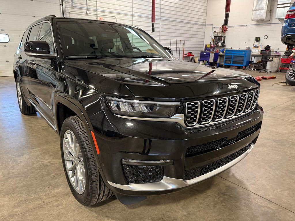 used 2025 Jeep Grand Cherokee L car, priced at $49,143
