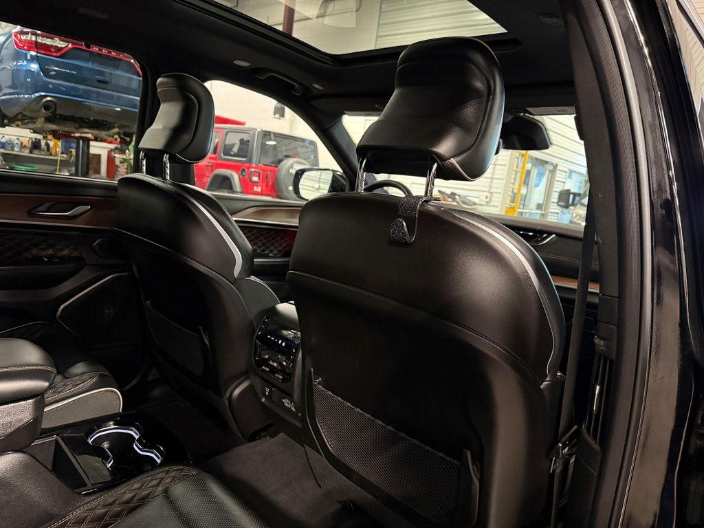 used 2025 Jeep Grand Cherokee L car, priced at $49,143