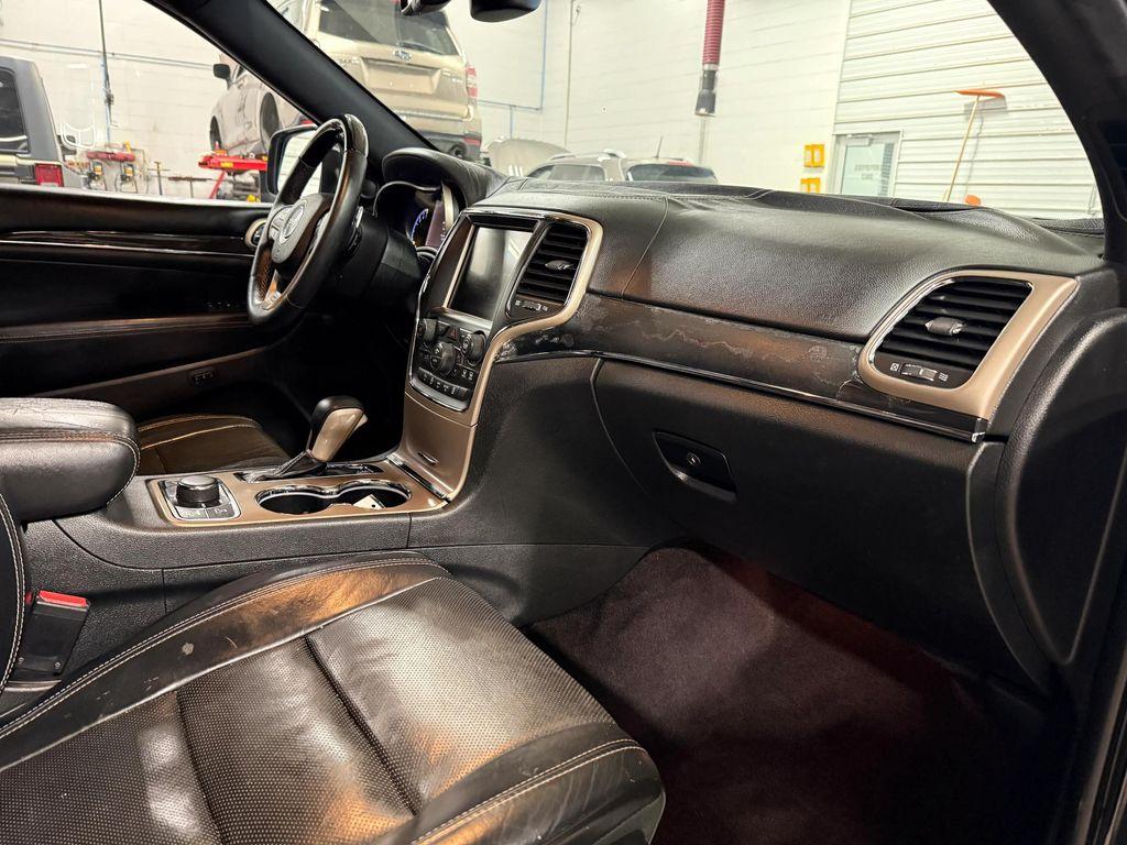 used 2016 Jeep Grand Cherokee car, priced at $15,316