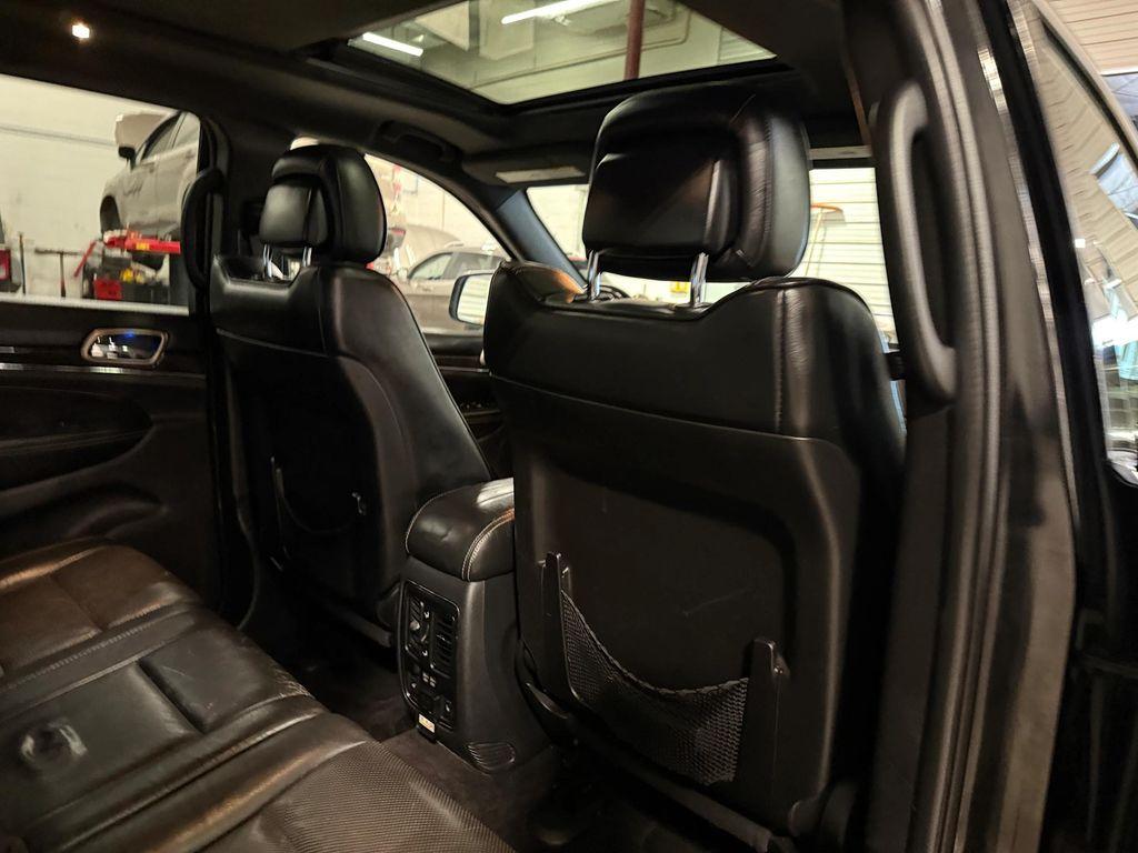 used 2016 Jeep Grand Cherokee car, priced at $15,316