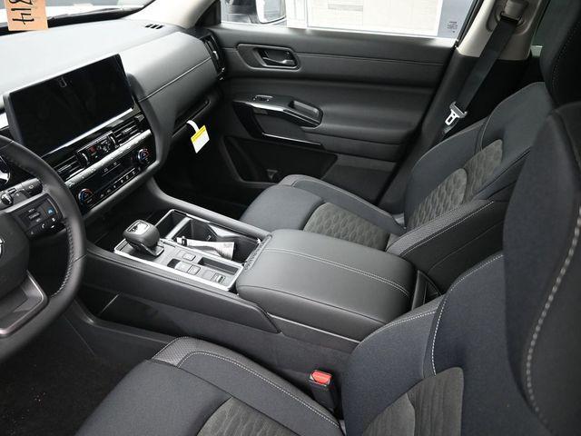 new 2026 Nissan Pathfinder car, priced at $37,473