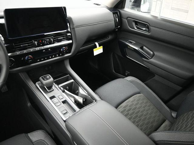new 2026 Nissan Pathfinder car, priced at $37,473