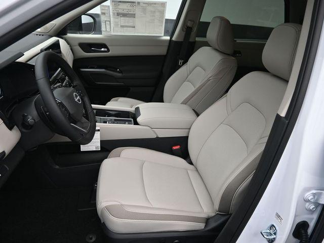 new 2026 Nissan Pathfinder car, priced at $42,285
