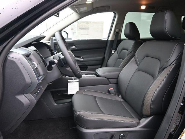 new 2026 Nissan Pathfinder car, priced at $39,521