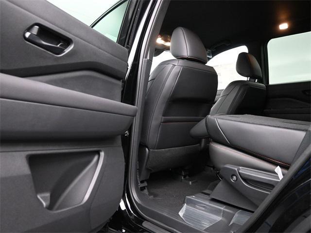 new 2025 Nissan Pathfinder car, priced at $38,477
