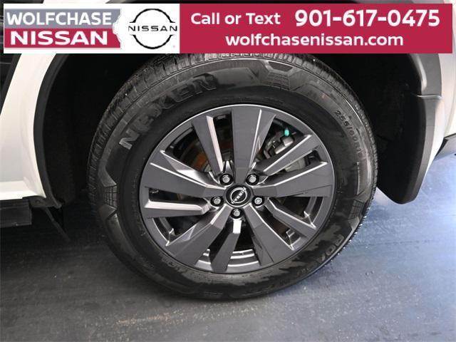 used 2022 Nissan Pathfinder car, priced at $26,322