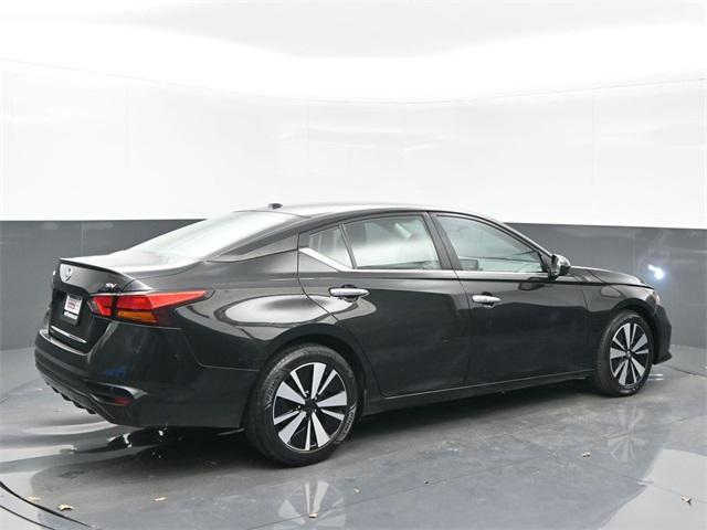 used 2021 Nissan Altima car, priced at $14,999