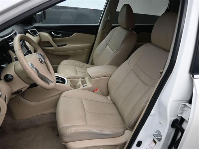 used 2015 Nissan Rogue car, priced at $10,996