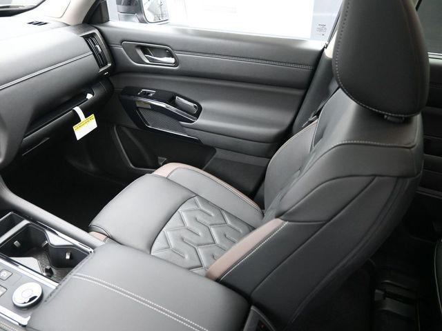 new 2026 Nissan Pathfinder car, priced at $48,734