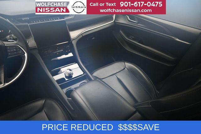 used 2024 Jeep Grand Cherokee car, priced at $34,511