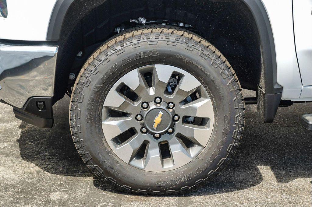 new 2026 Chevrolet Silverado 2500 car, priced at $76,175