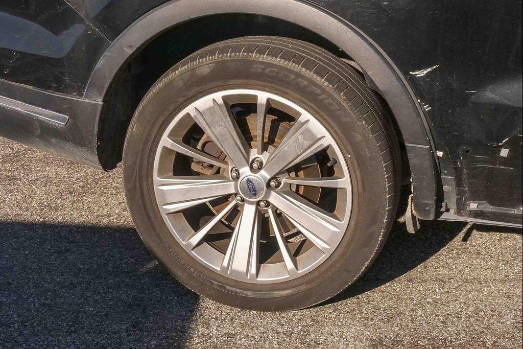 used 2018 Ford Explorer car