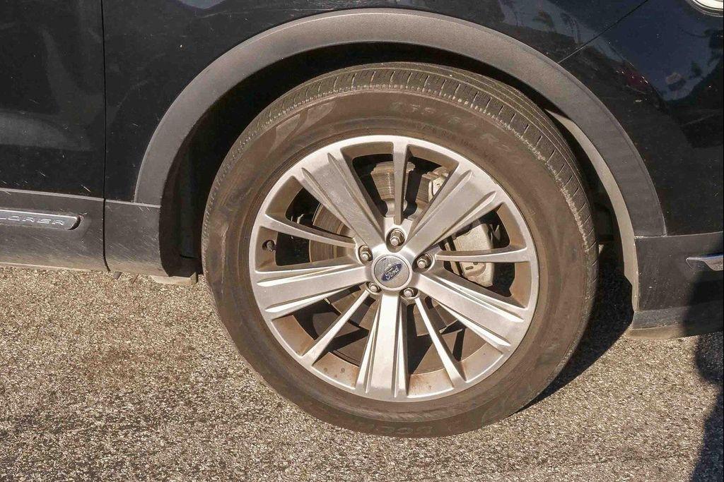 used 2018 Ford Explorer car