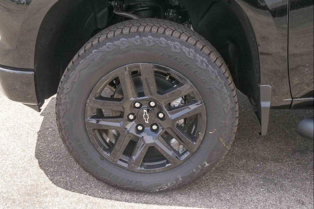new 2026 Chevrolet Silverado 1500 car, priced at $62,075