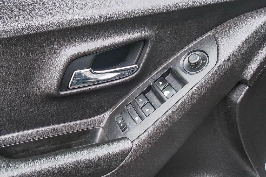 used 2020 Chevrolet Trax car, priced at $13,883