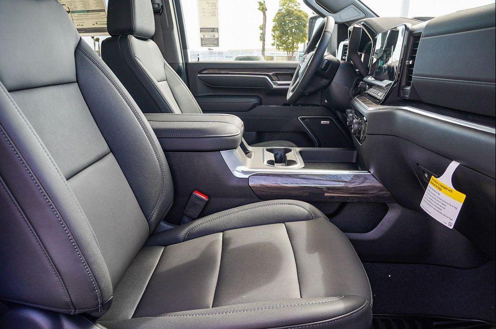new 2026 Chevrolet Silverado 2500 car, priced at $80,065