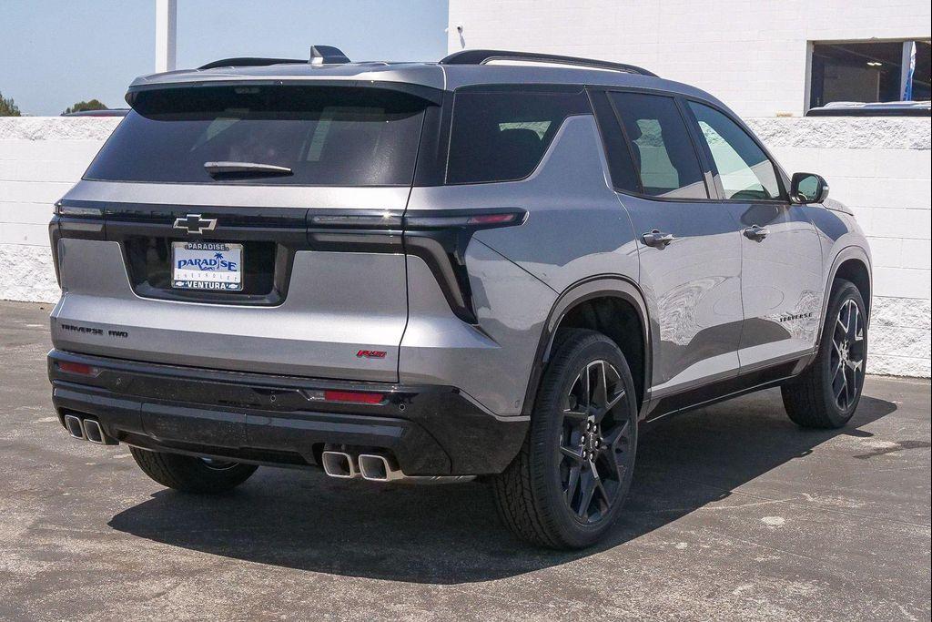 new 2026 Chevrolet Traverse car, priced at $59,370