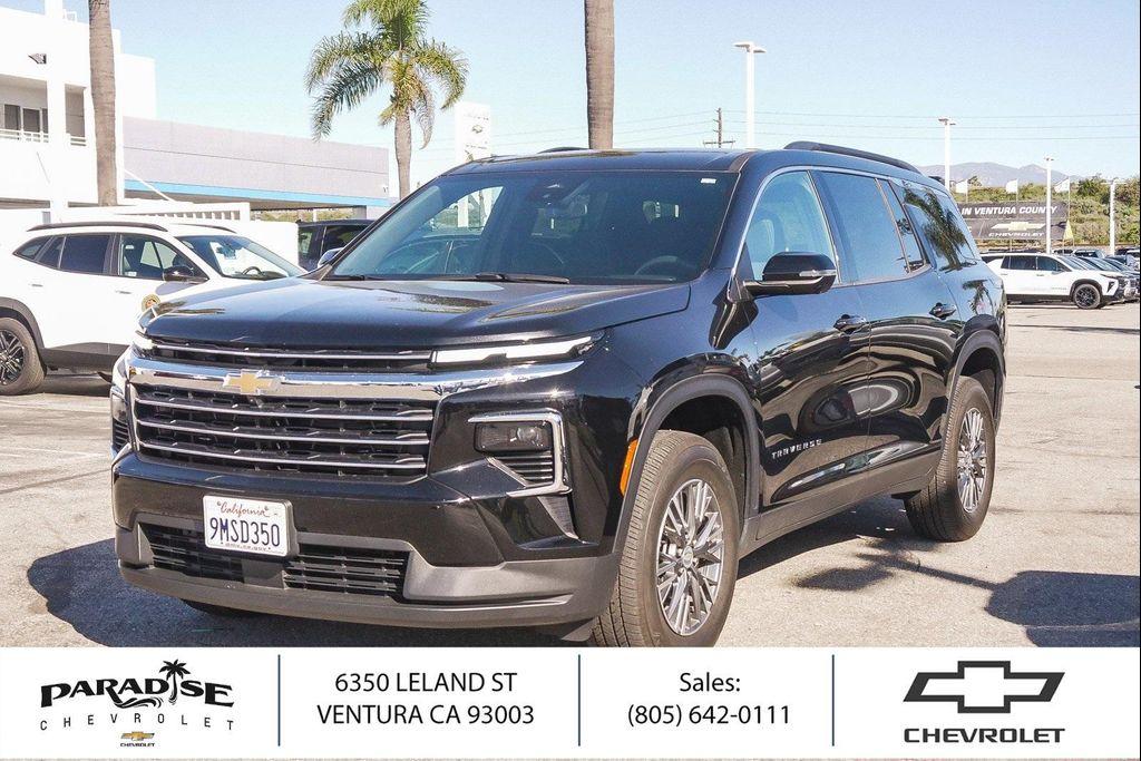 used 2024 Chevrolet Traverse car, priced at $36,981