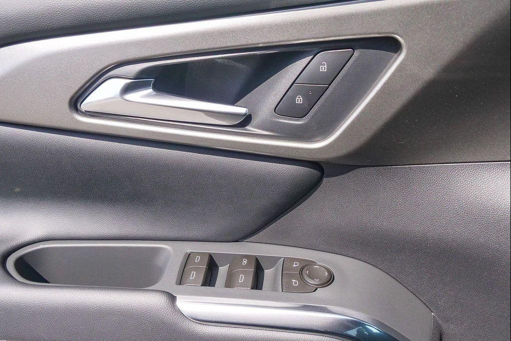 new 2026 Chevrolet Traverse car, priced at $43,445