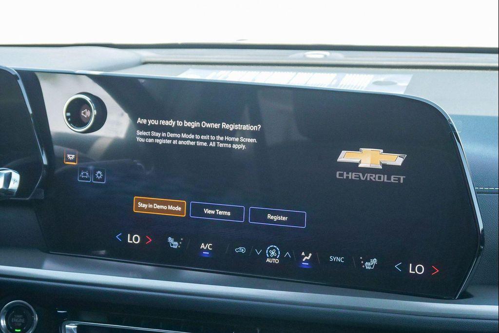 new 2026 Chevrolet Traverse car, priced at $43,445