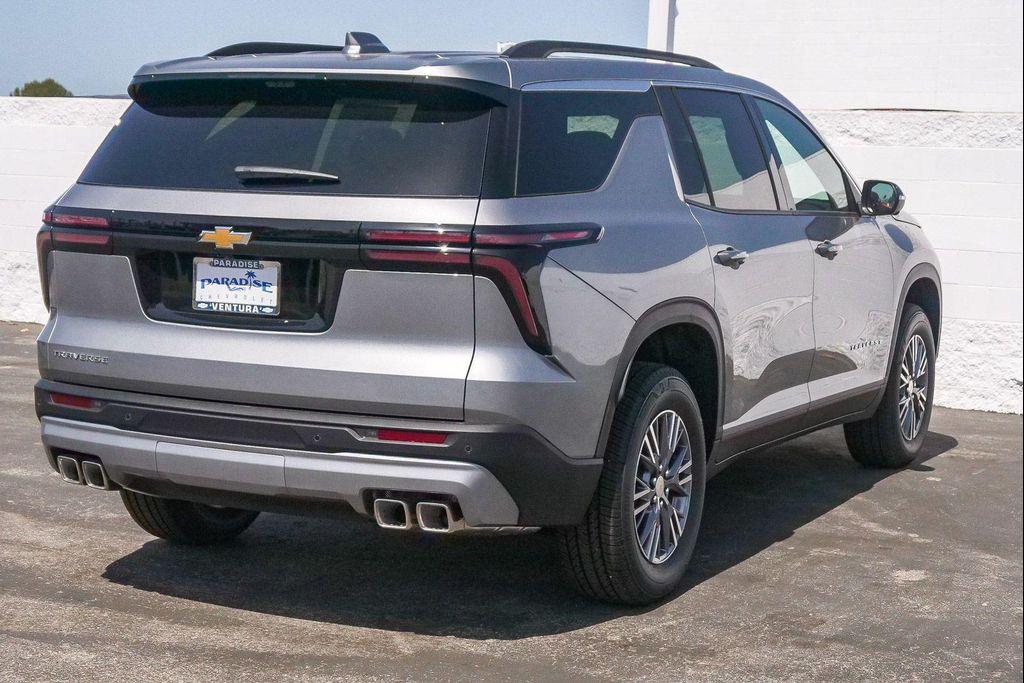 new 2026 Chevrolet Traverse car, priced at $43,445