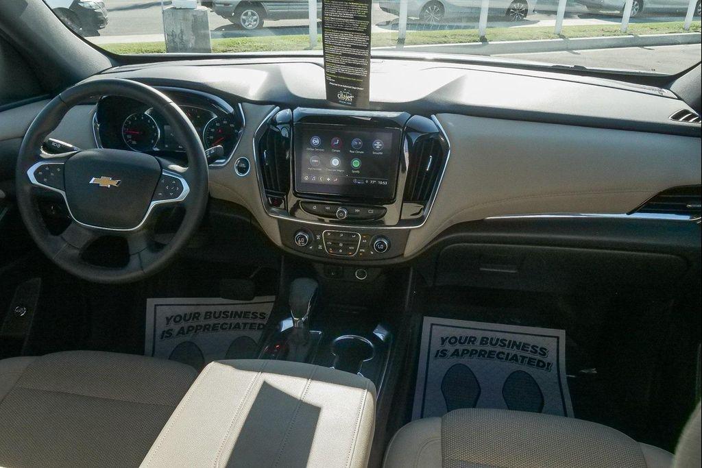 used 2023 Chevrolet Traverse car, priced at $26,483