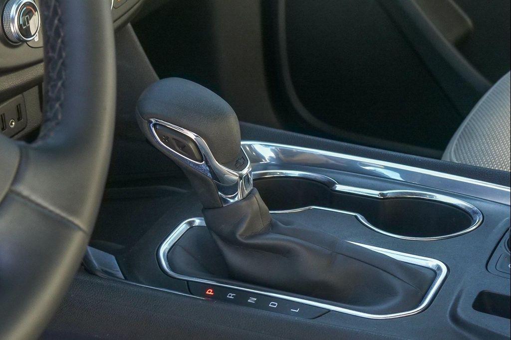 used 2023 Chevrolet Traverse car, priced at $26,483