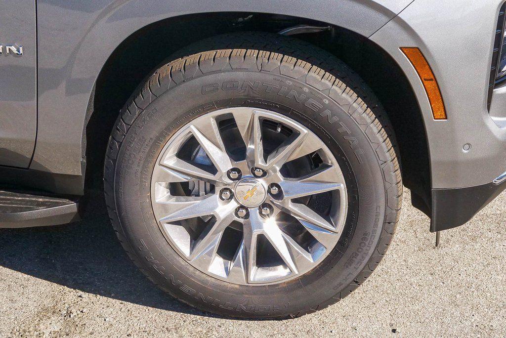 new 2026 Chevrolet Suburban car, priced at $85,525