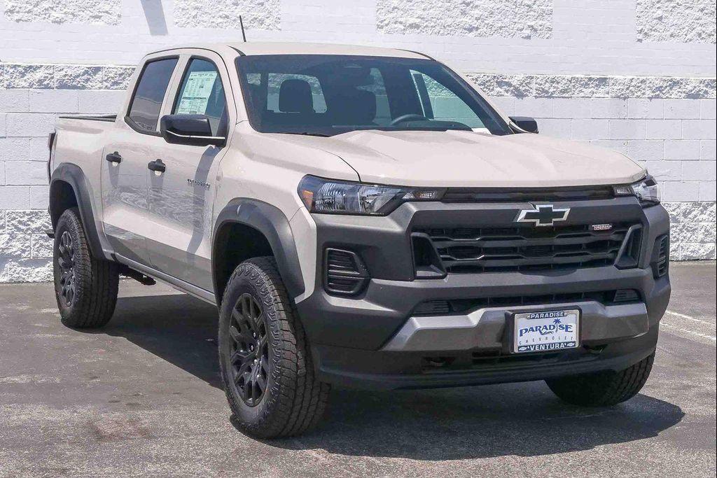 new 2026 Chevrolet Colorado car, priced at $43,885