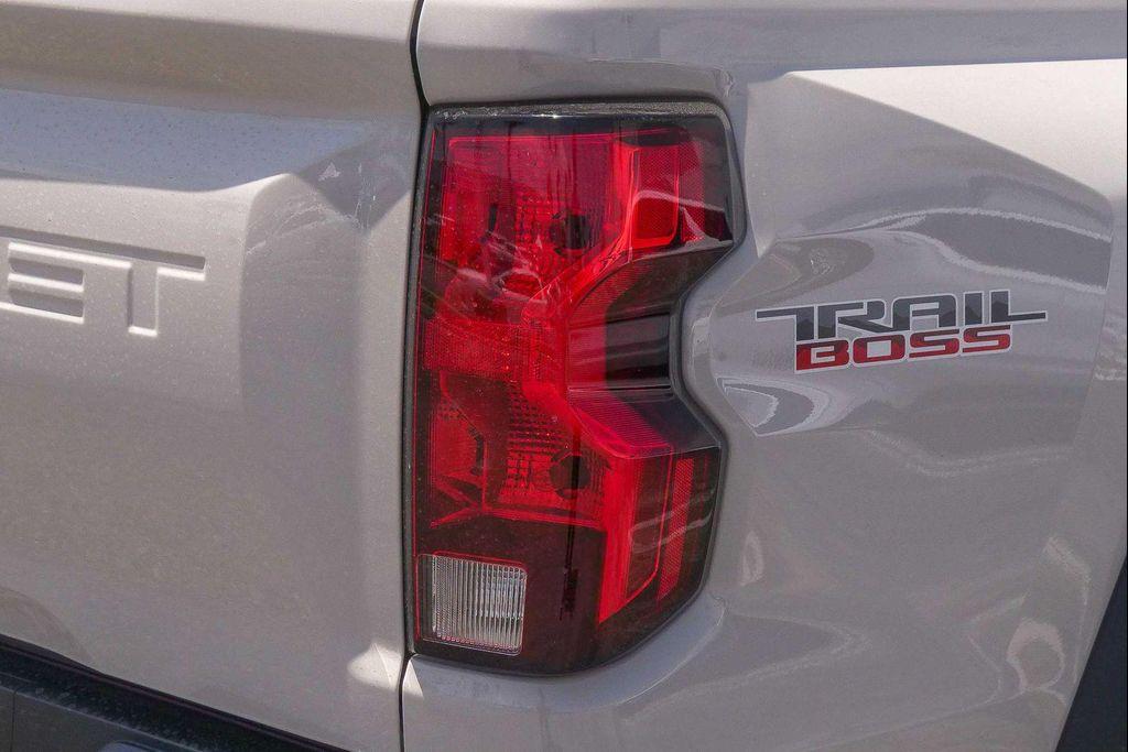 new 2026 Chevrolet Colorado car, priced at $43,885