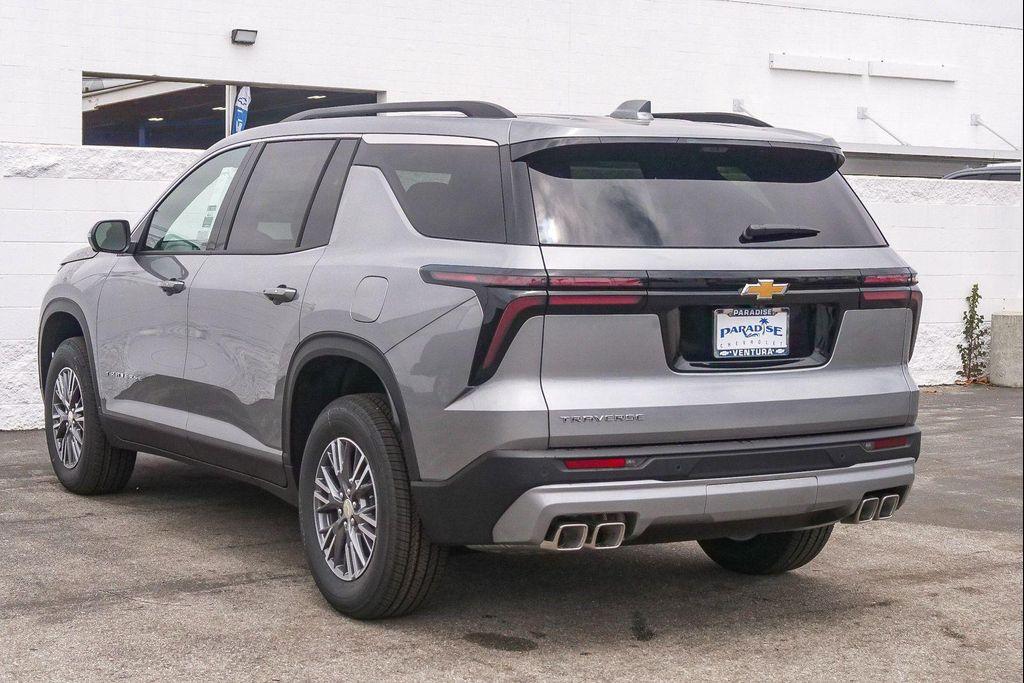 new 2026 Chevrolet Traverse car, priced at $43,445