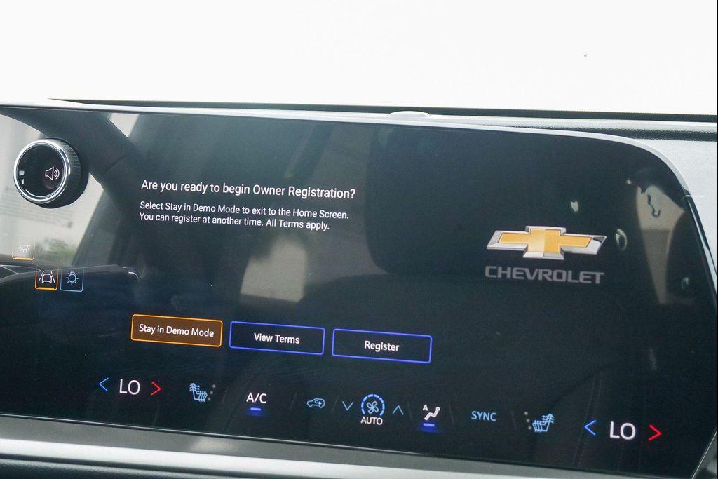 new 2026 Chevrolet Traverse car, priced at $43,445