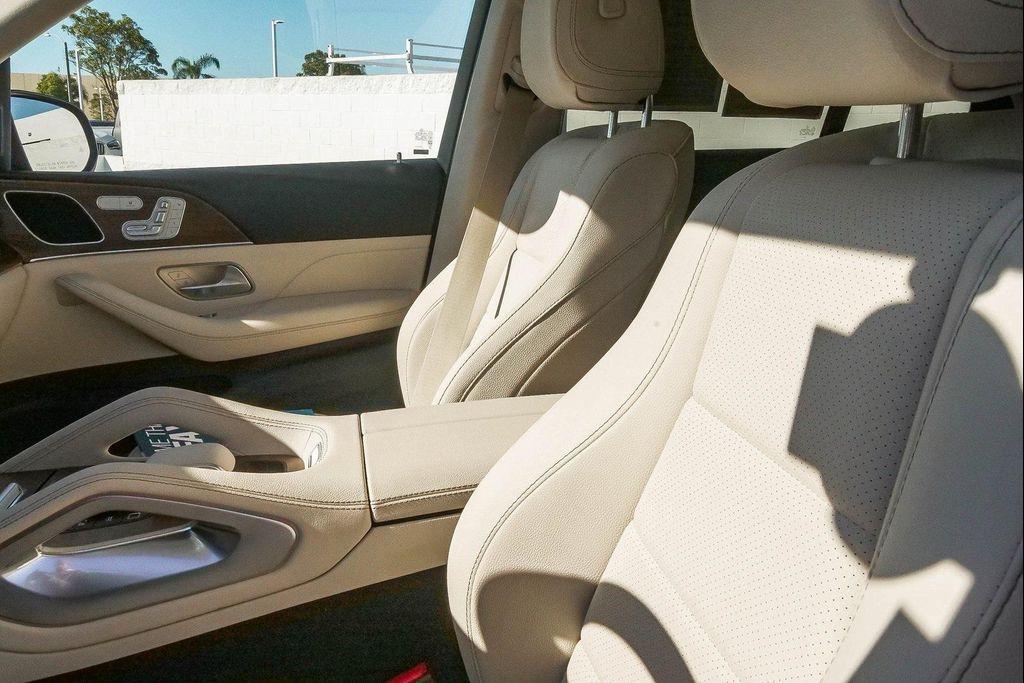 used 2025 Mercedes-Benz GLE 350 car, priced at $58,981