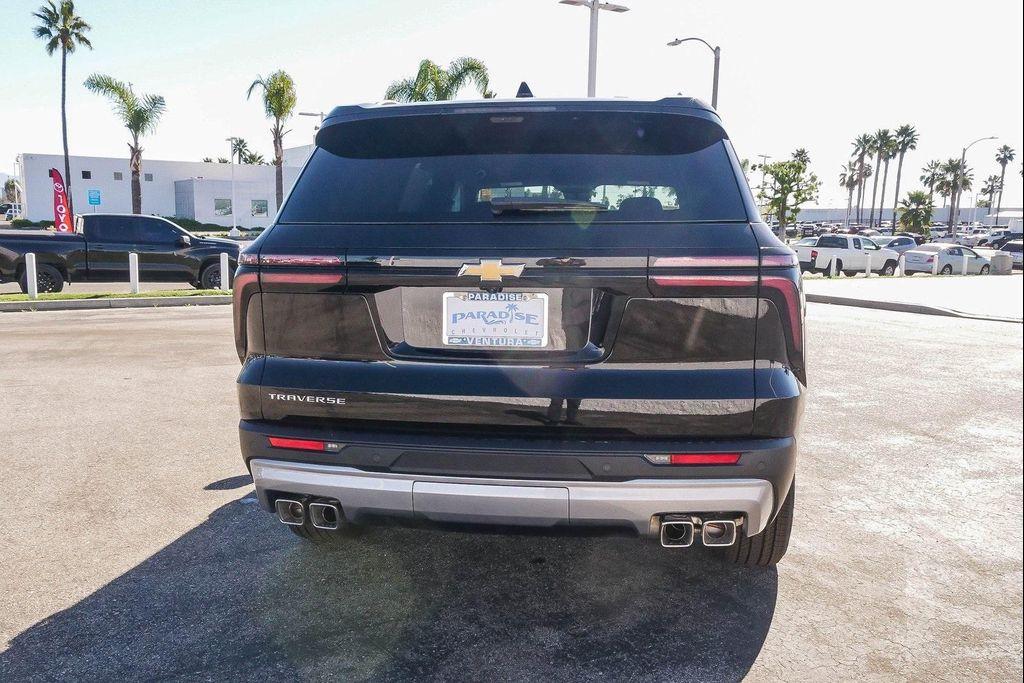 new 2026 Chevrolet Traverse car, priced at $43,345